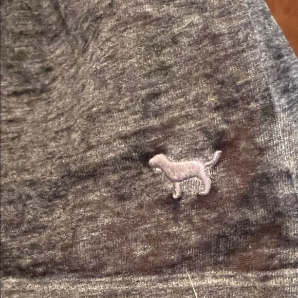 PINK Sheet Gray V-Neck T-Shirt XS - Picture 4 of 4